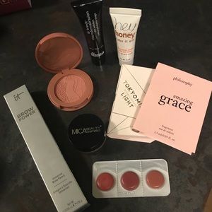 Beauty & Fragrance Bundle!